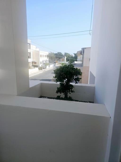 Deluxe Apartment Pafos Exterior foto